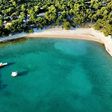 Jazine Holiday home Tisno