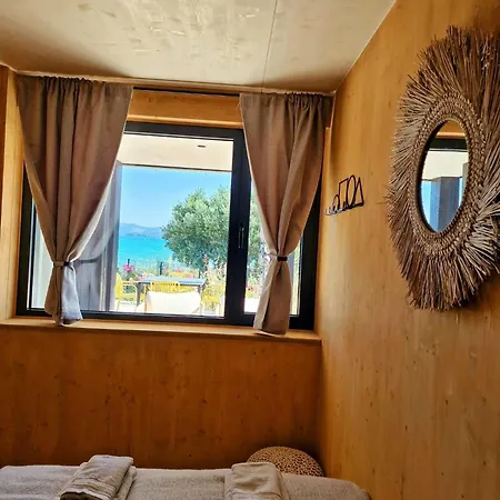 Jazine Holiday home