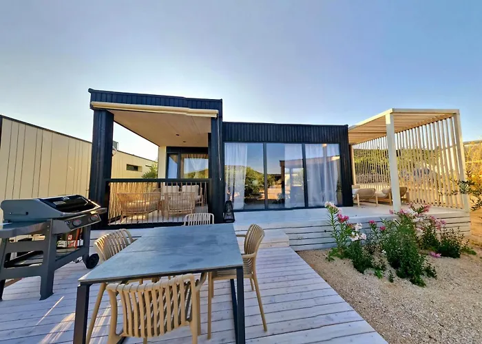 Jazine Vikendica Tisno